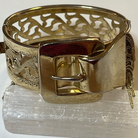 Vintage Gold Tone Hinged Bangle Bracelet Safety Chain Faux Buckle and Fringe - Picture 1 of 10